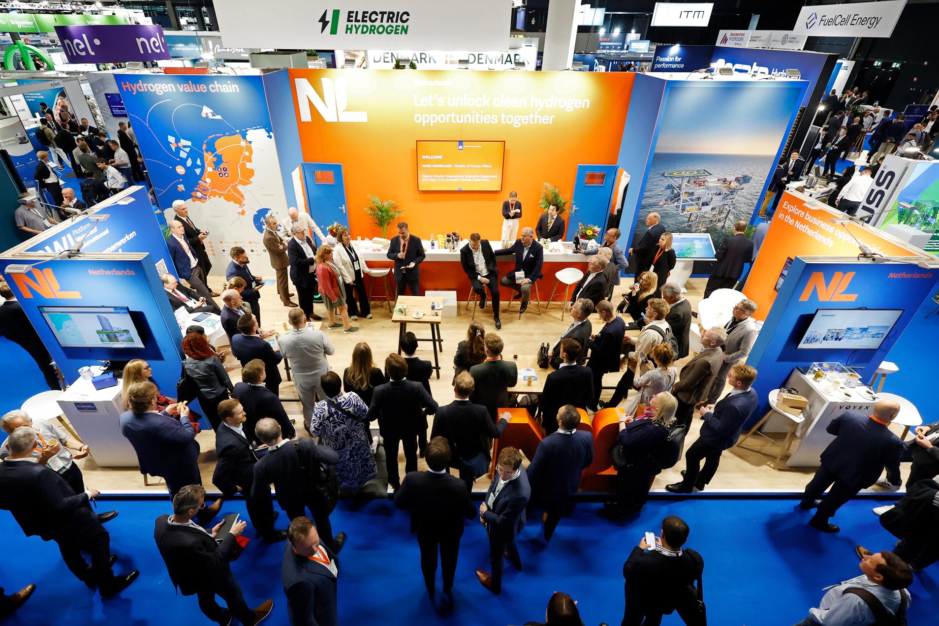 nl pavillion at world hydrogen summit