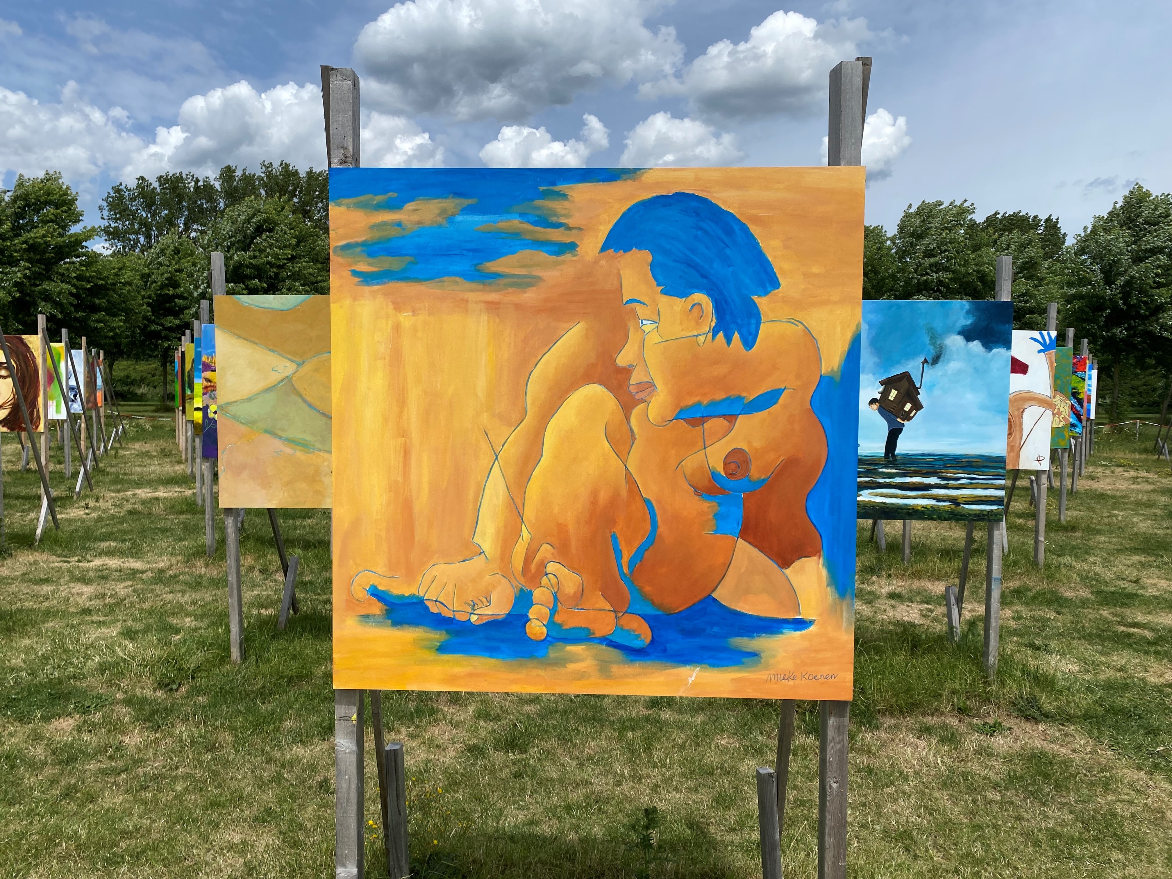 Painting exhibition at the Colorfield Performance event in Elst in 2023