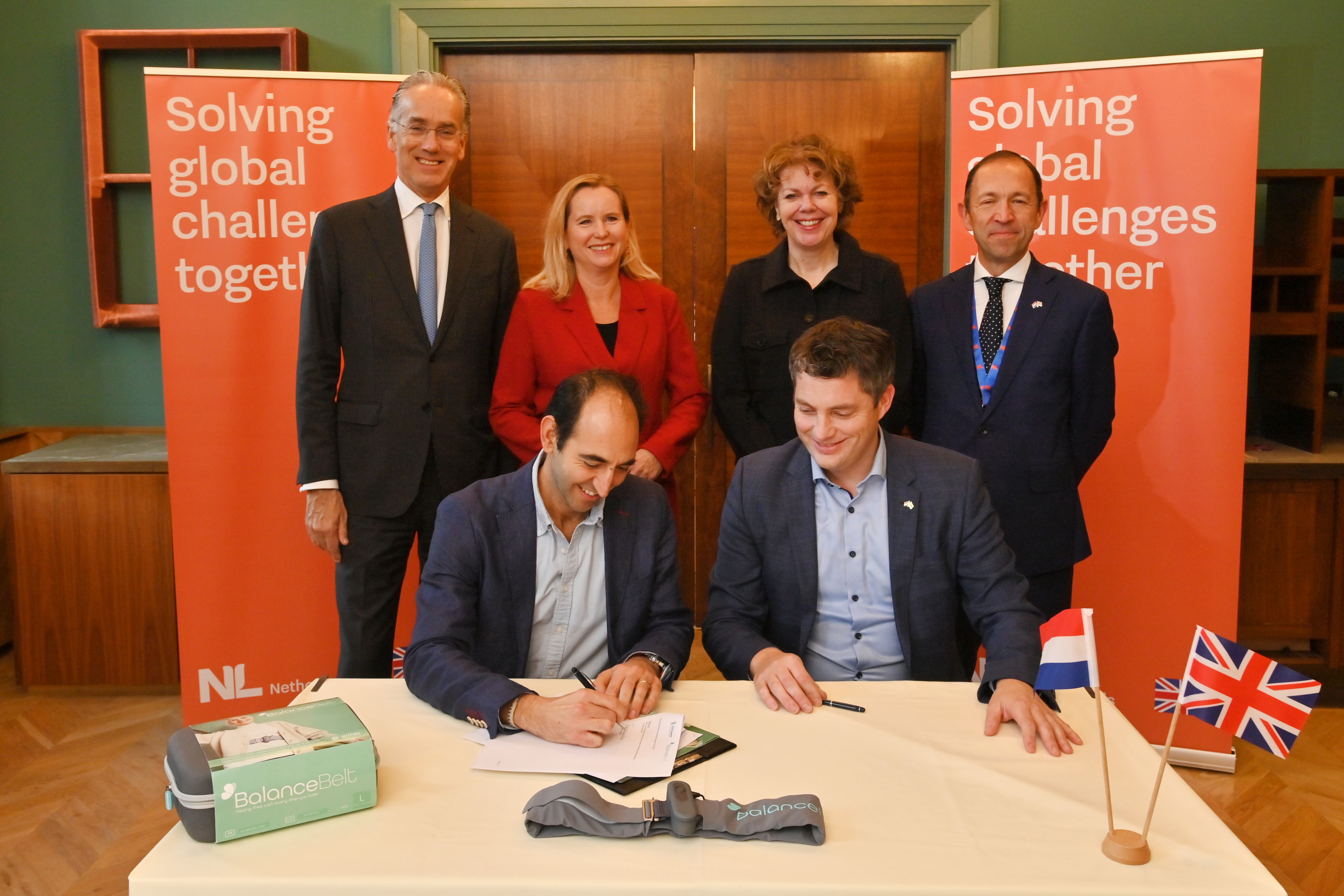 MoU signing between with Balance Belt and the UK National Hospital for Neurology and Neurosurgery. With Dutch Ambassador Paul Huijts; Minister Reinette Klever; Ingrid Thijssen. President VNO-NCW; Simon Banham, Country Director, UK Gov Department for Business and Trade. Credit: PB Media. 