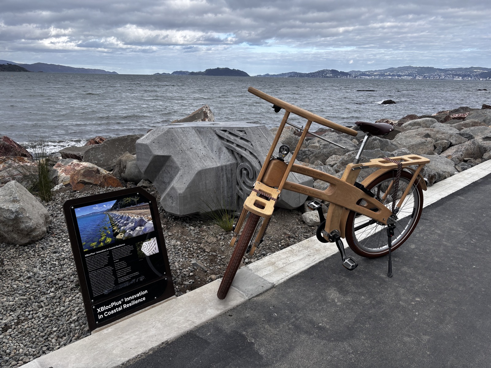 bike and xbloc te ara tupua