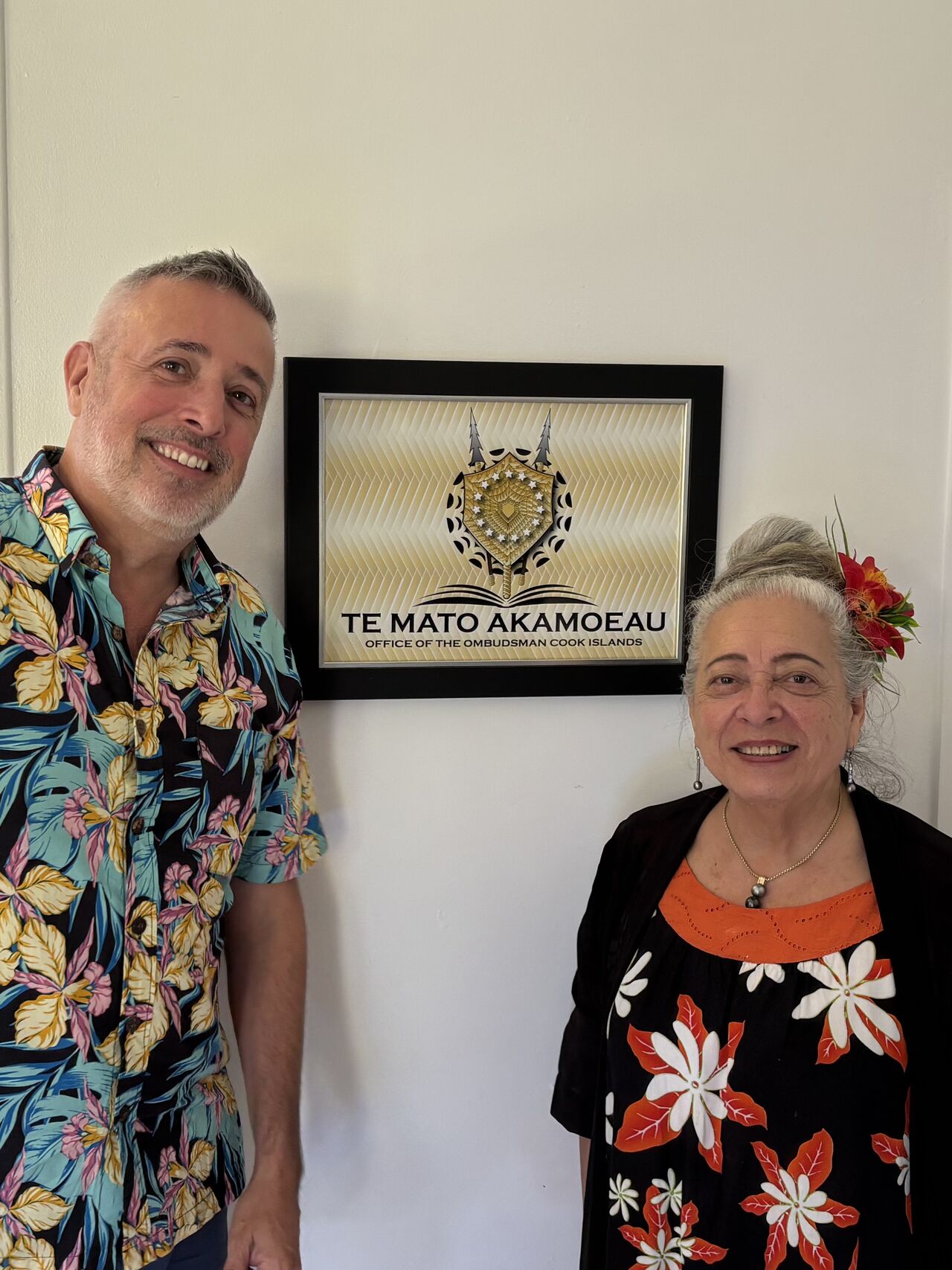 Ambassador van der Vorst with the local Ombudsman Niki Rattle. 