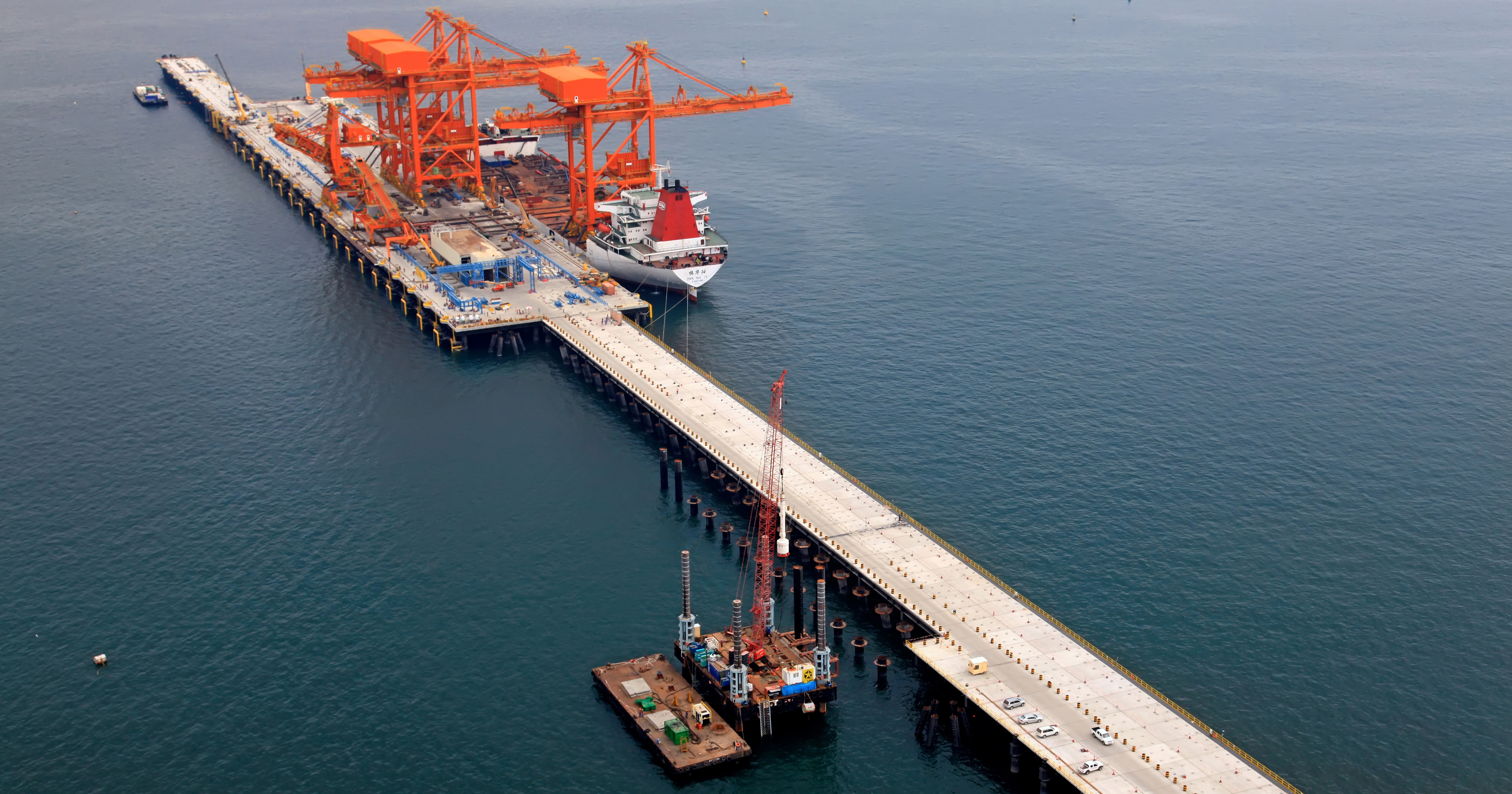 Dutch engineering firm Royal Haskoning built the iron ore jetty at the port of Soha in Oman.